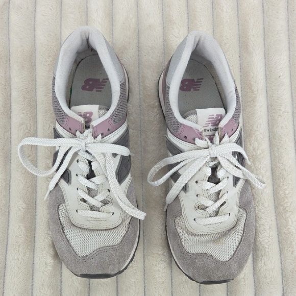 New Balance Women\'s Gray and White 574 Sneakers with Purple Accents